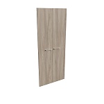Комплект высоких деревянных дверей